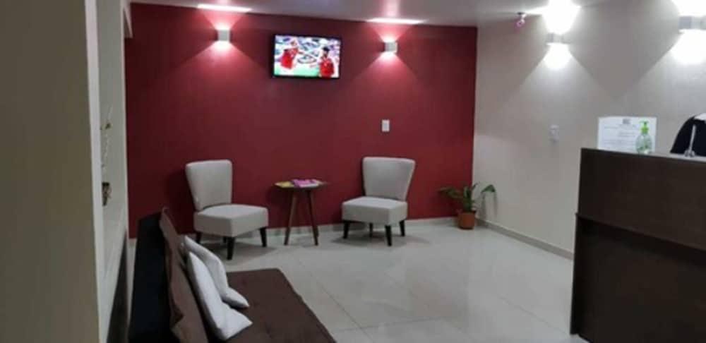 Iguazu Urban Hotel Express Πουέρτο Ιγκουασού Εξωτερικό φωτογραφία